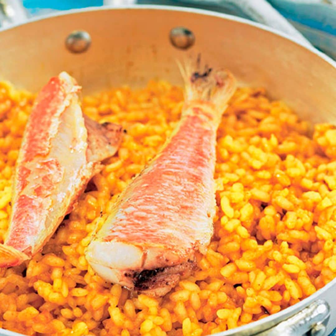 Arroz de salmonetes de roca