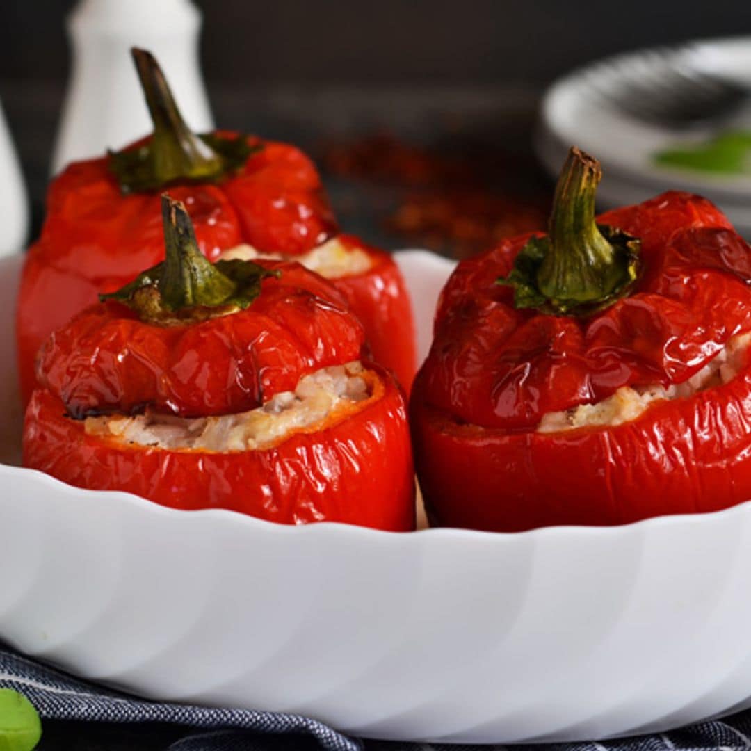 Pimientos rellenos de arroz y verduras