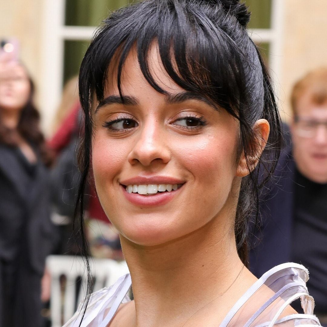 Camila Cabello y su impresionante ‘look’ de Alta Costura en París