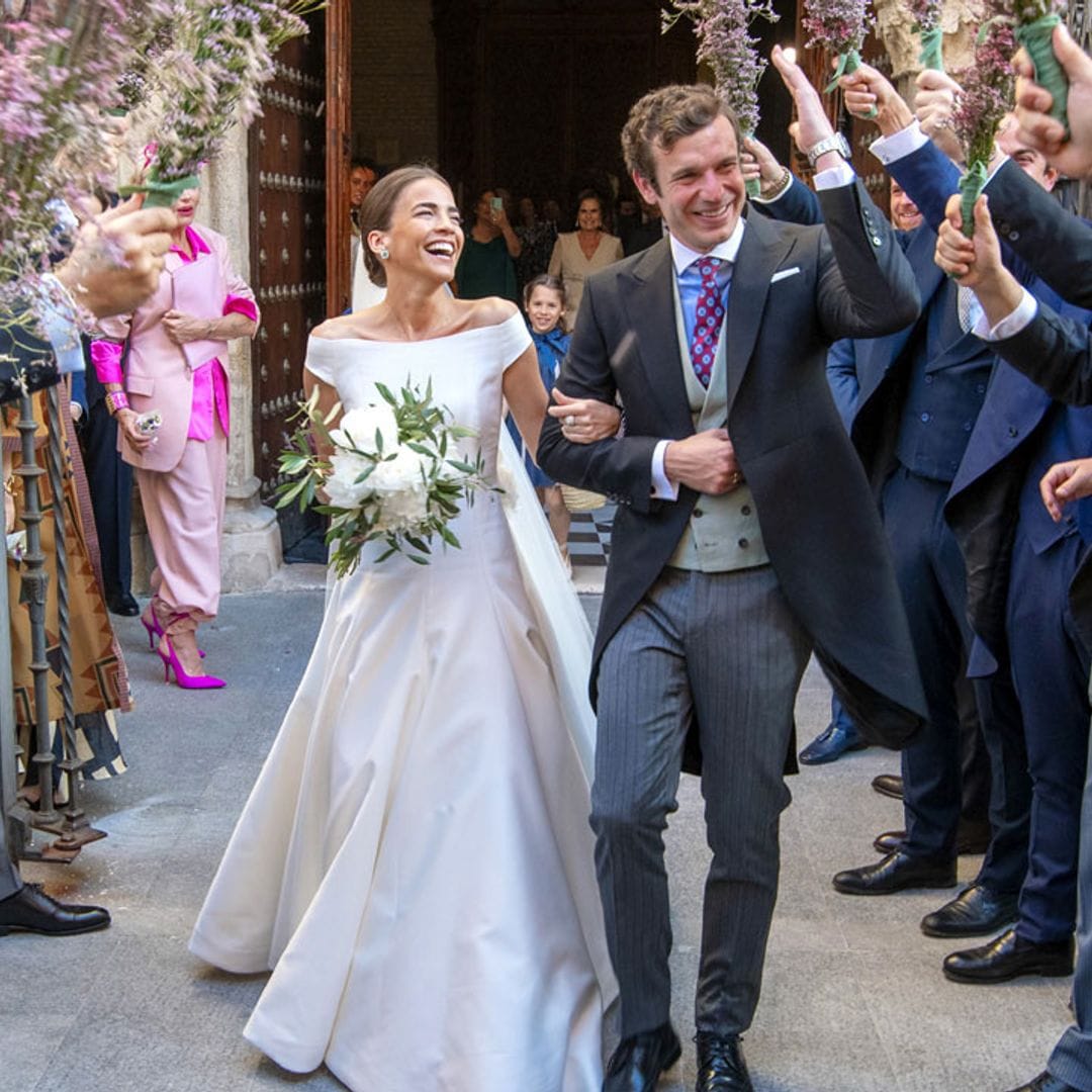 La familia de Luis Astolfi, amigo íntimo de la infanta Elena, reunida en una espectacular boda celebrada en Sevilla