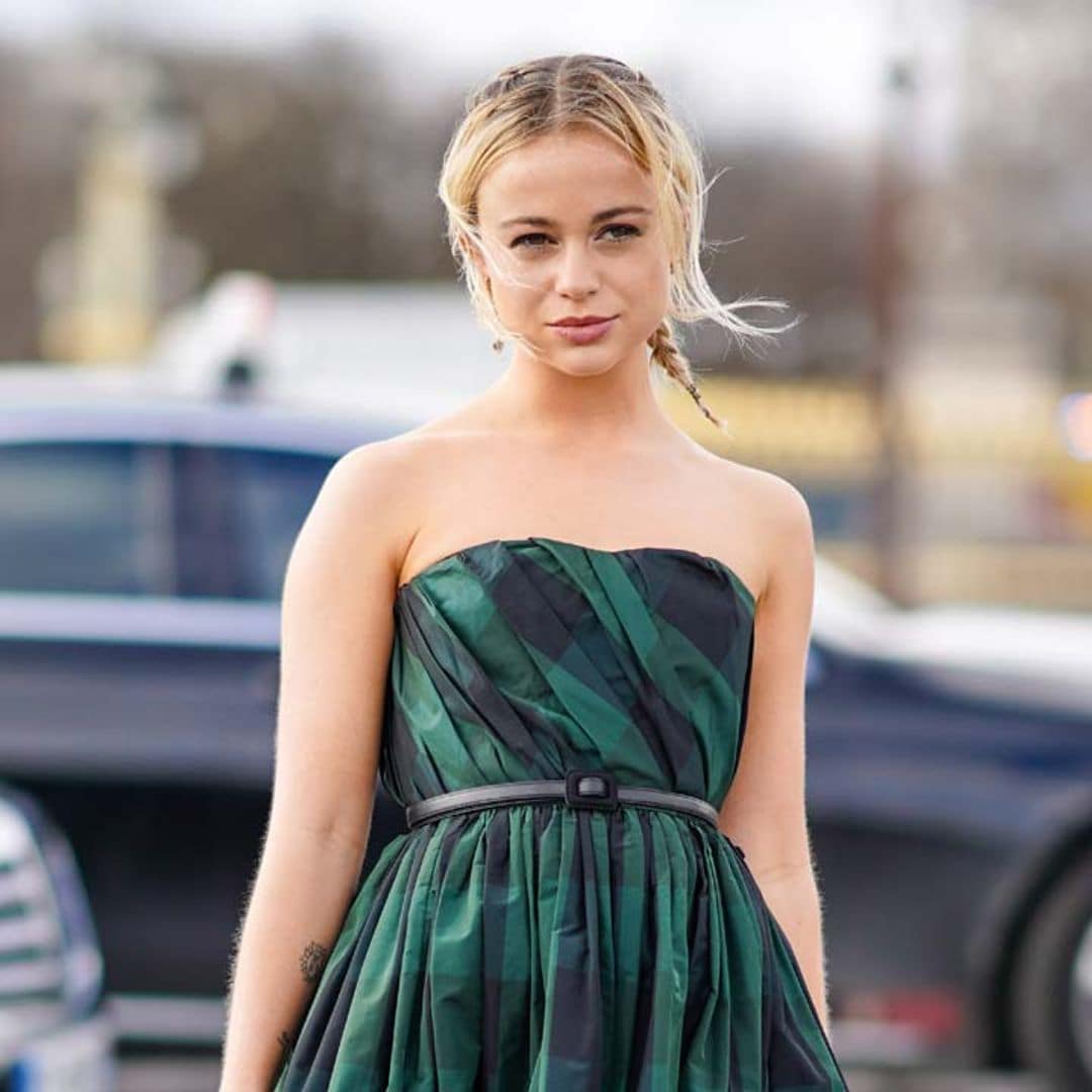 Amelia Windsor inspira esta selección de vestidos de invitada para chicas con poco pecho