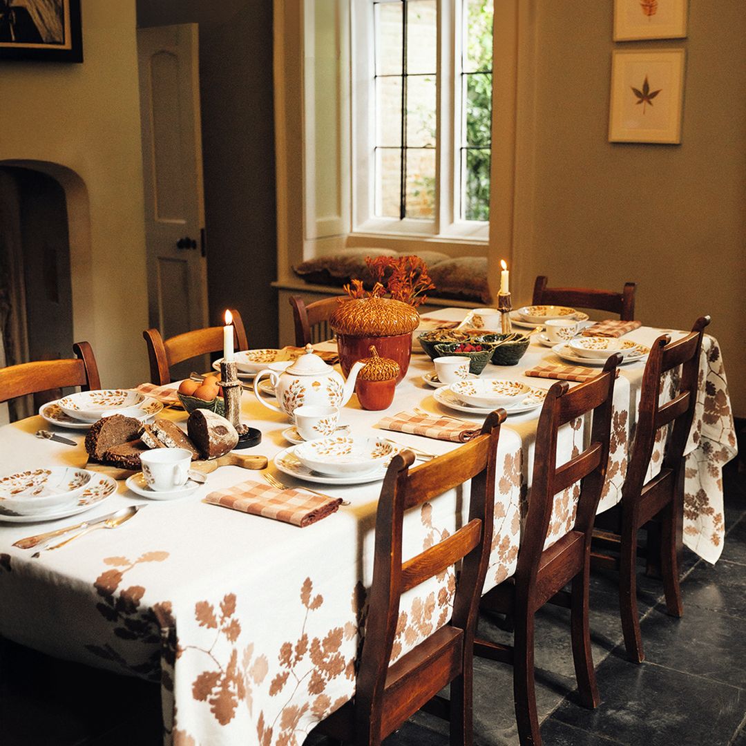 La mesa de comedor de Claudia Schiffer