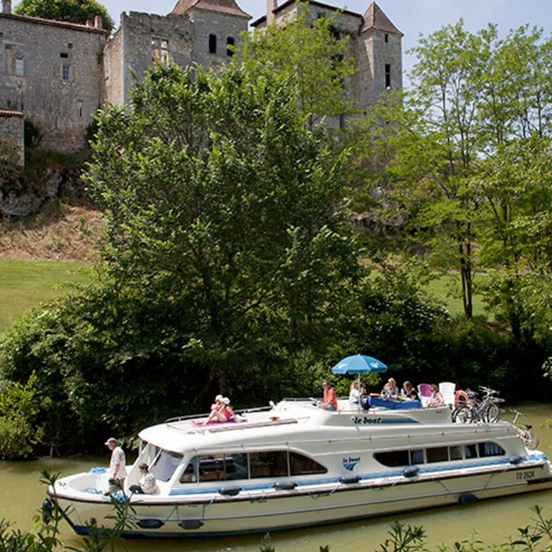 Capitanes intrépidos por los canales de Francia