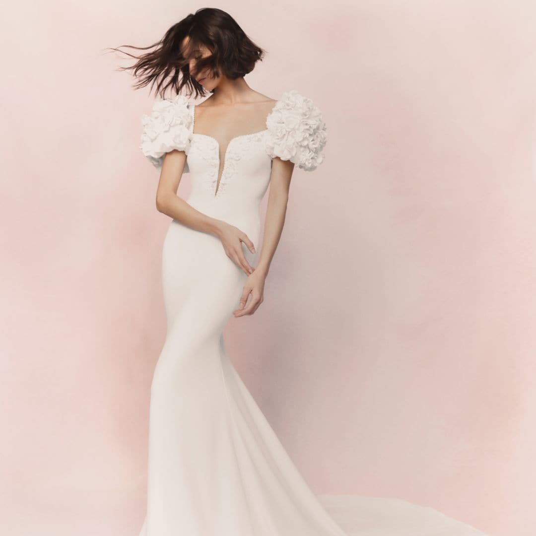 La nueva colección de Pronovias confirma que los vestidos de novia con flores serán tendencia este año