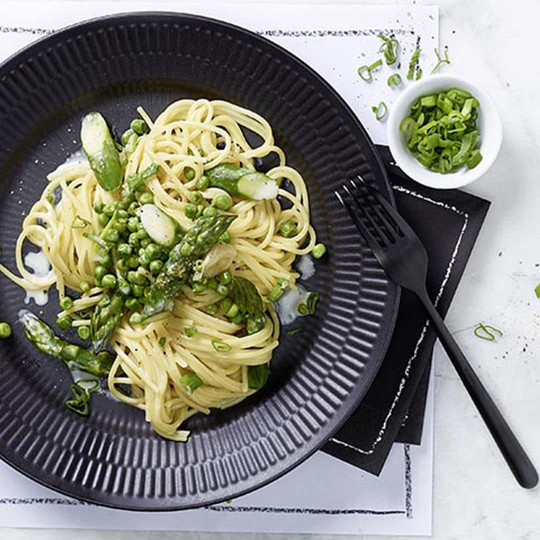 Espaguetis con verduras frescas