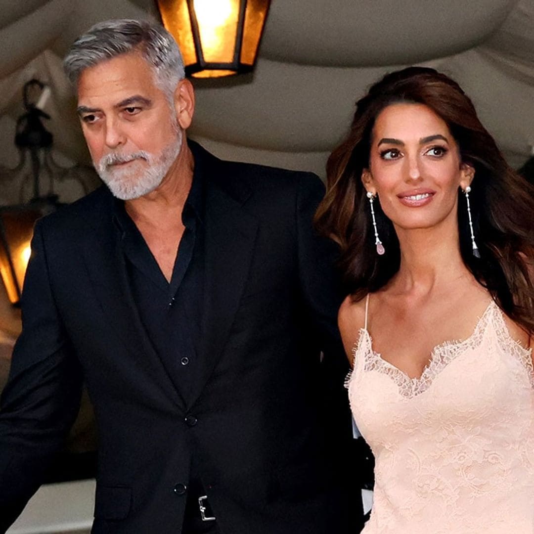 Con un bronceado perfecto, Amal Clooney ha brillado en Venecia