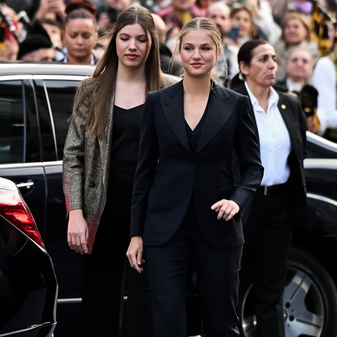 La princesa Leonor se olvida de los vestidos y elige esmoquin para los premios Princesa de Asturias