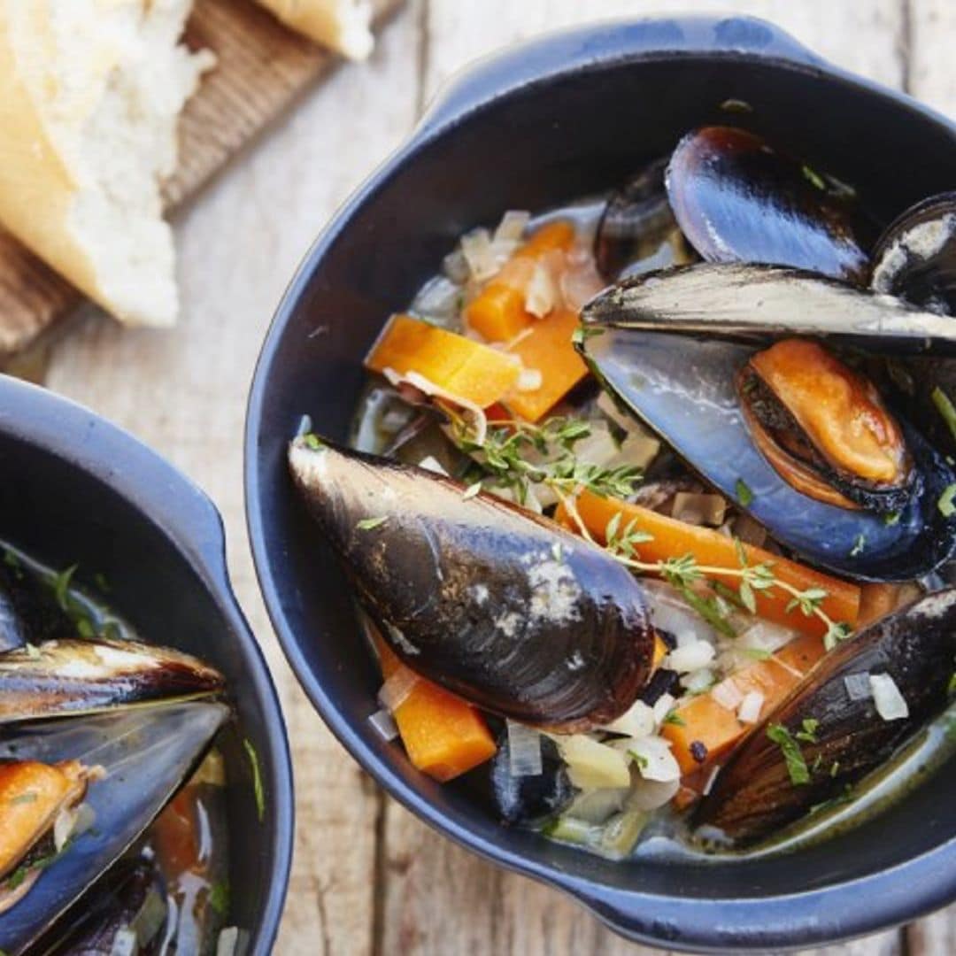 Mejillones en salsa de vino blanco