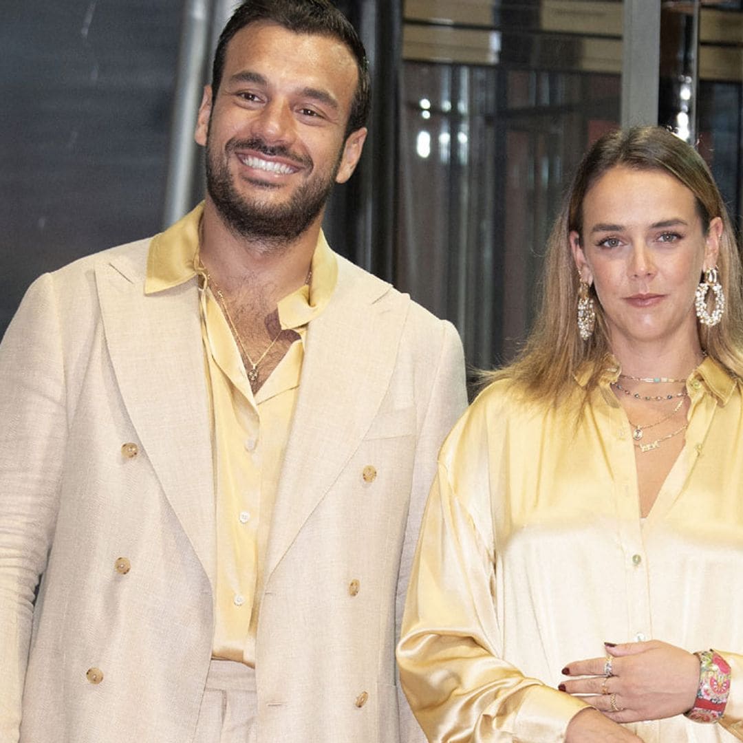 Pauline Ducruet sorprende con un vestido camisero dorado que ha dado la vuelta al mundo