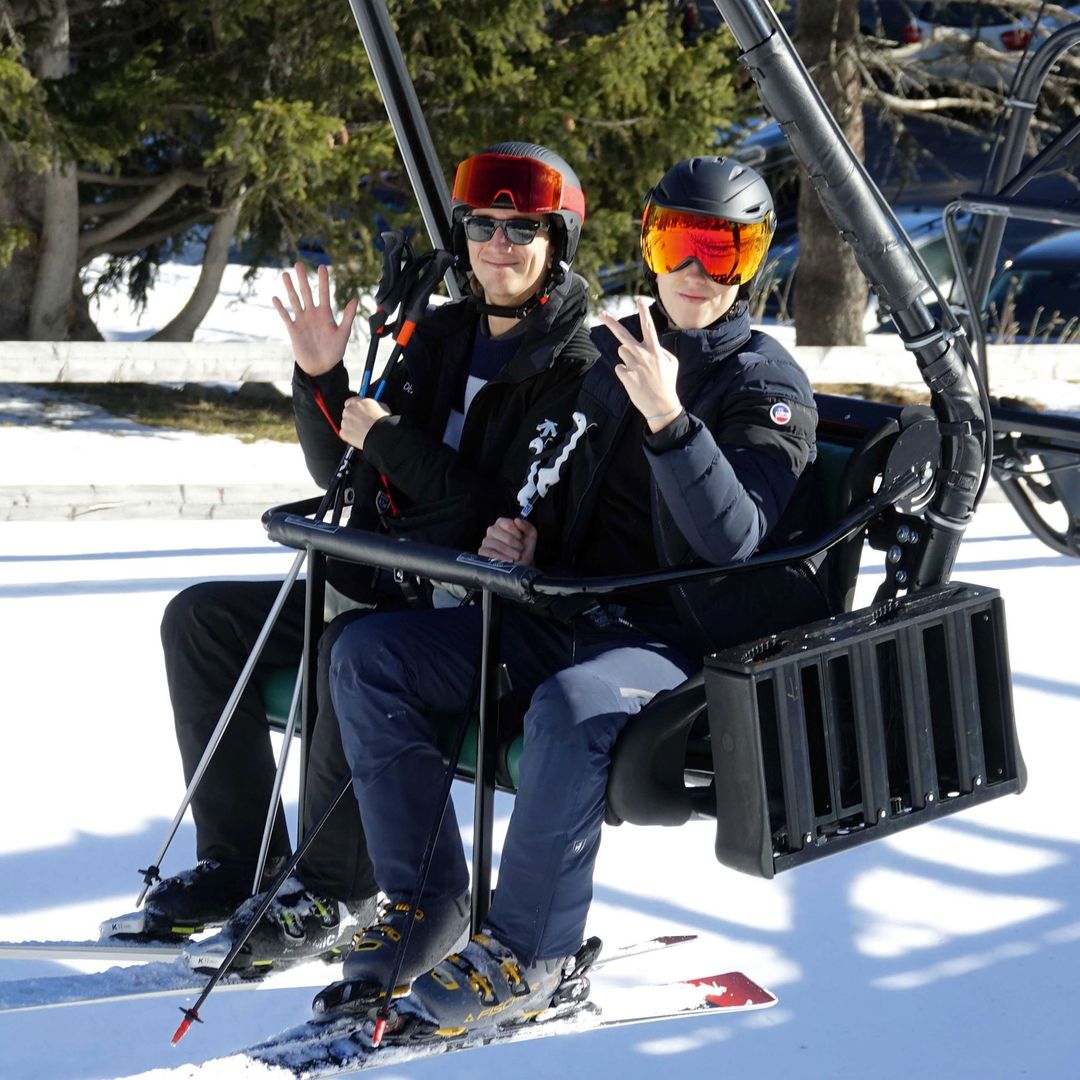 Los hijos de Marie-Chantal y Pablo de Grecia en la nieve