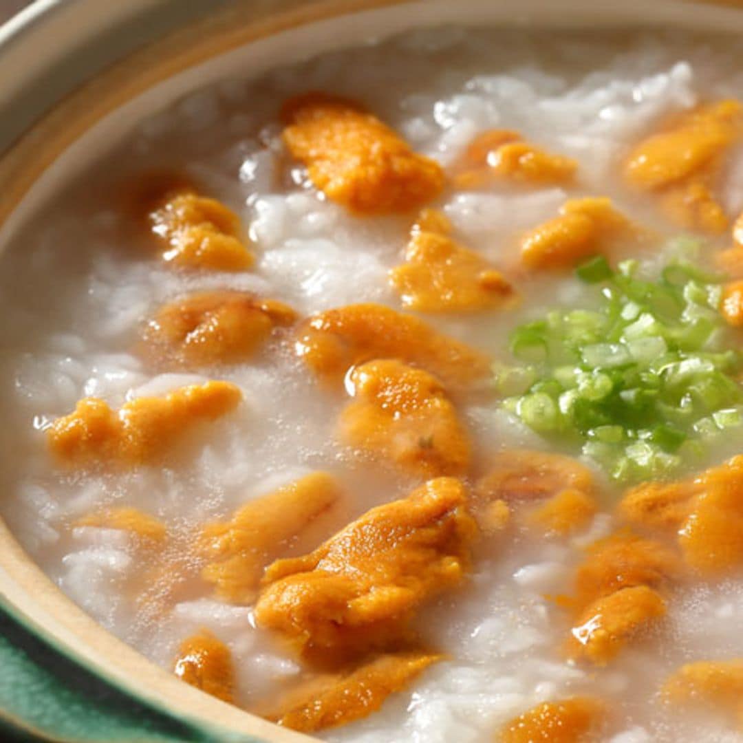 Sopa de arroz con erizos