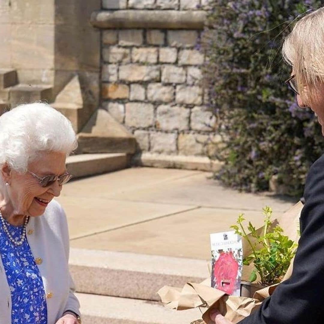 El significativo regalo que ha recibido Isabel II el día que Felipe de Edimburgo cumpliría 100 años