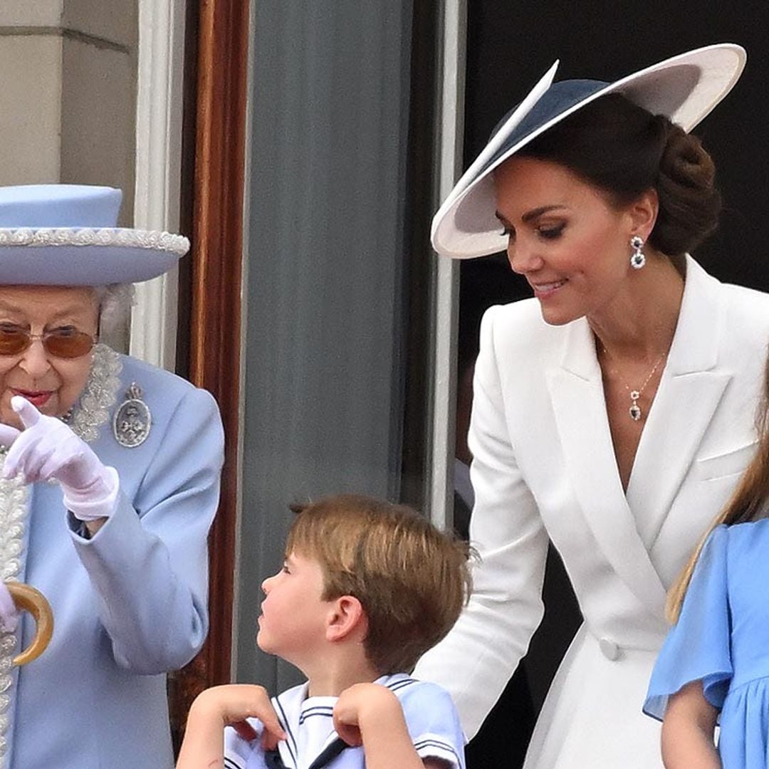 Caras de sorpresa y charlas con la Reina: los divertidos gestos de Louis de Cambridge