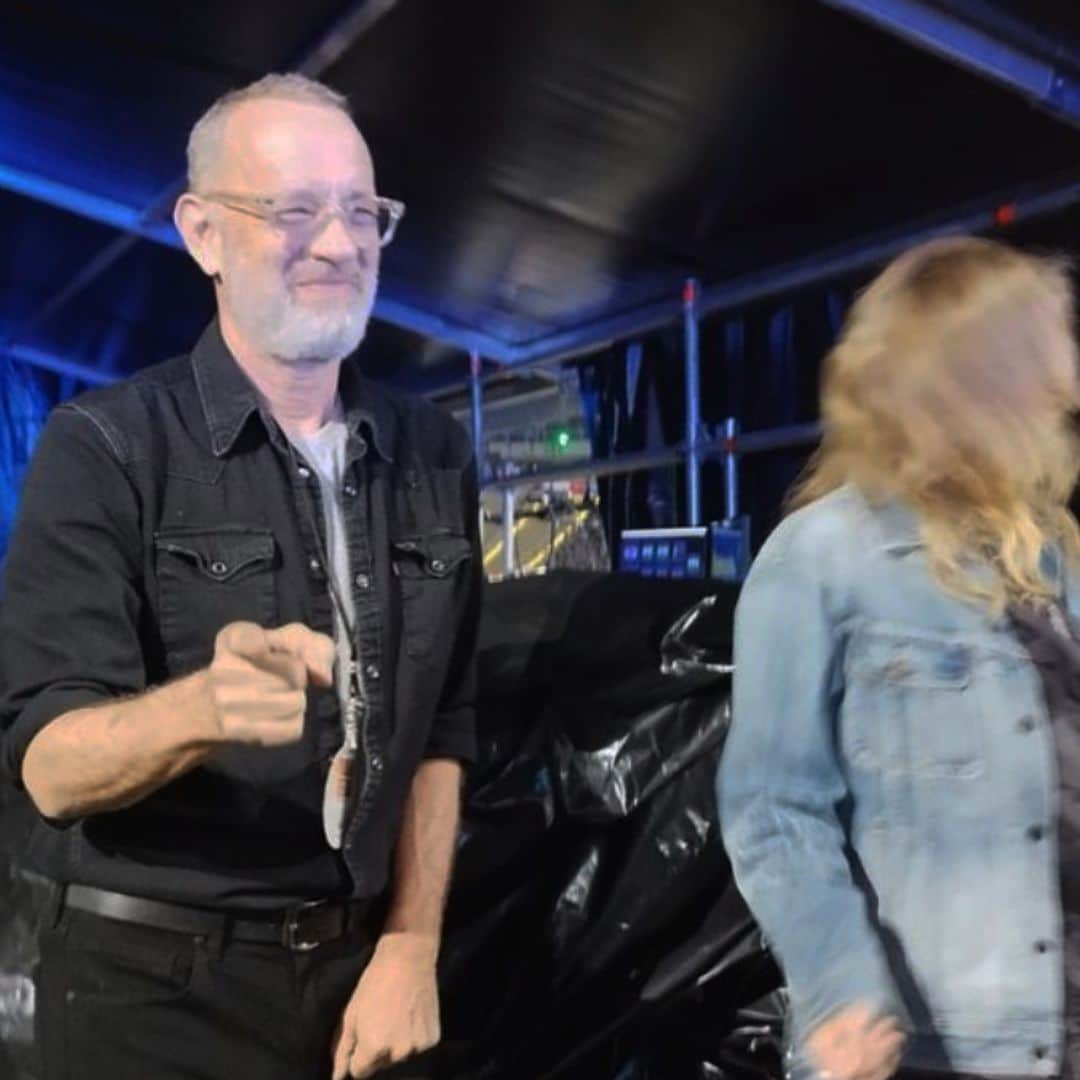 No te pierdas vídeo viral de Tom Hanks cantando y bailando junto a su mujer en el concierto de Springsteen