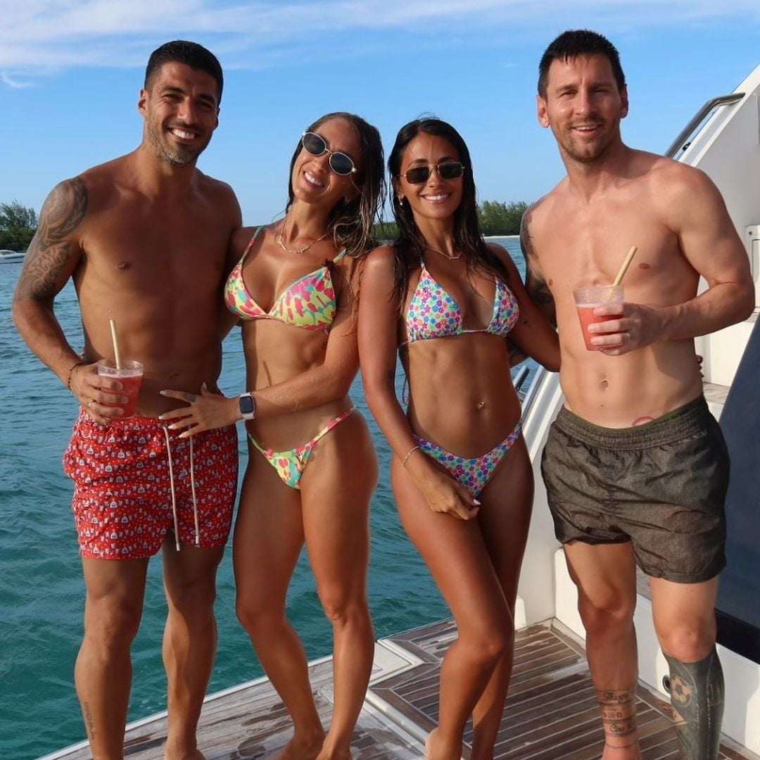 La escapada de Leo Messi y Antonela Roccuzzo navegando con Luis Suárez y su familia