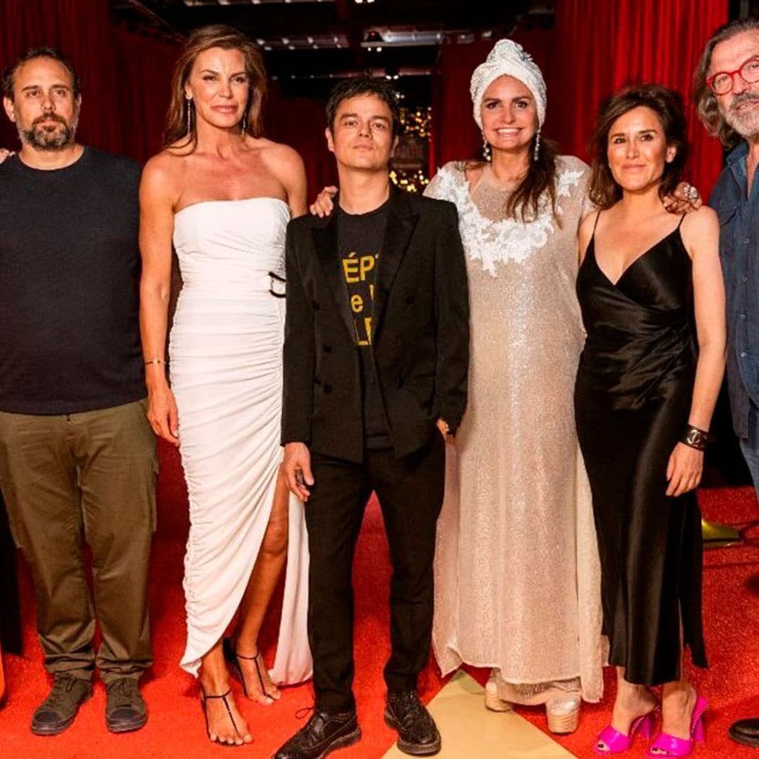 Mar Flores y Nicole Kimpel, espectaculares en el estreno del Starlite en Marbella, disfrutan del concierto de Jamie Cullum