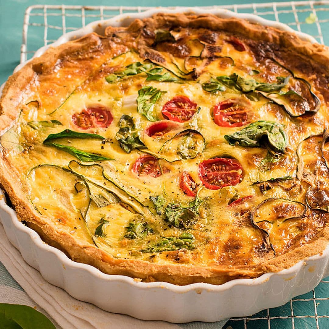 Quiche de espinacas, tomate y queso manchego