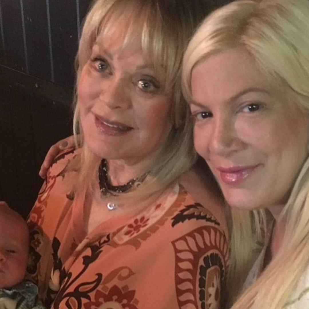 Tori Spelling acerca posturas con su madre en su difícil momento ¿cuál fue el motivo de su distanciamiento?