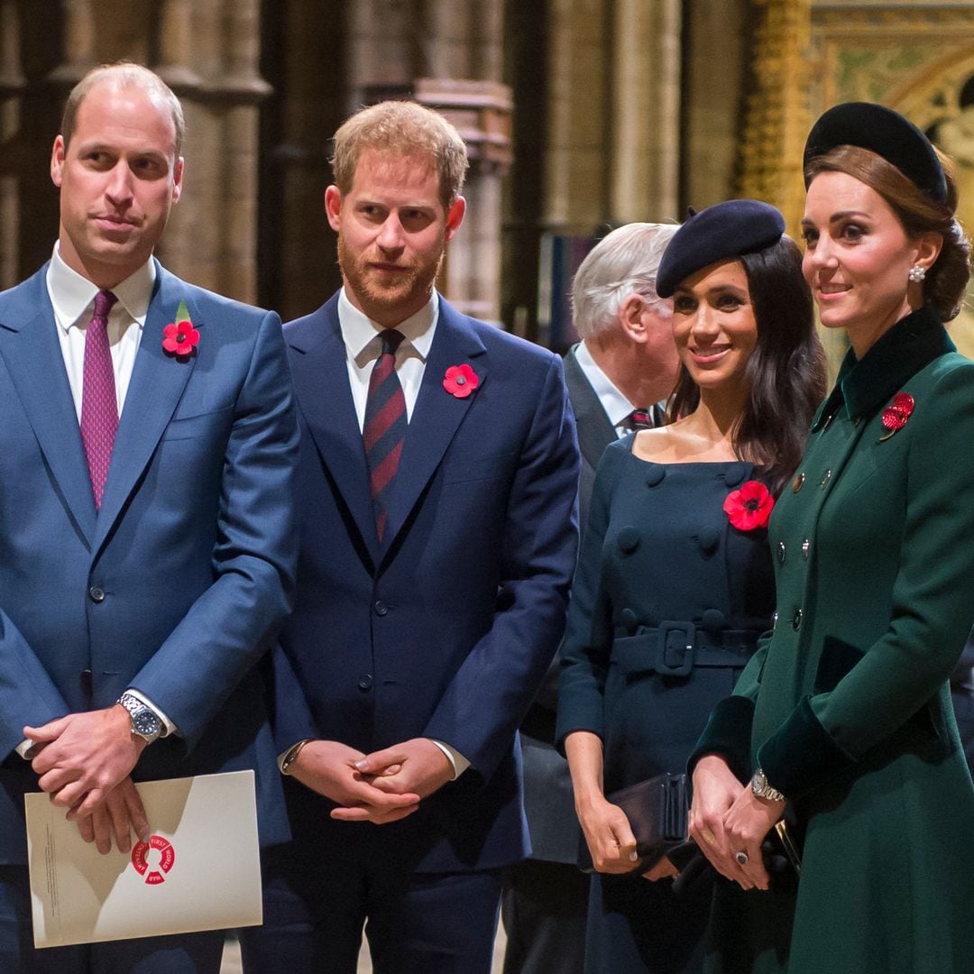 El príncipe Guillermo habla de Harry por primera vez en seis años y comparte fotos inéditas con su madre