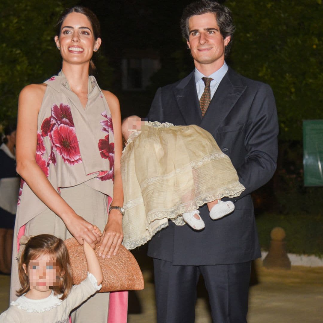 Los duques de Huéscar celebran una fiesta muy flamenca en el Palacio de Dueñas por el bautizo de su hija