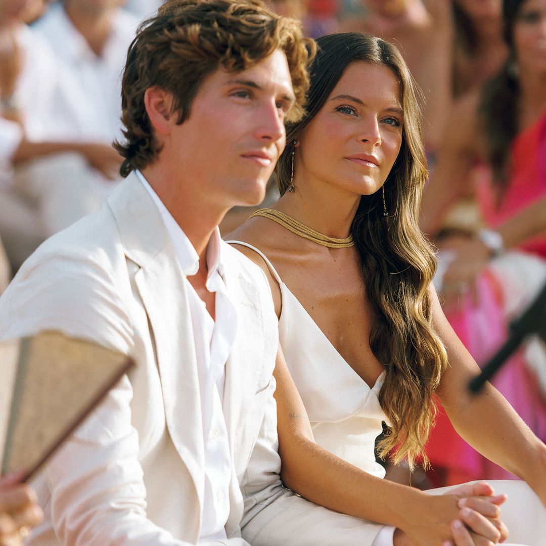 Bea Gimeno y Nacho Aragón durante su boda