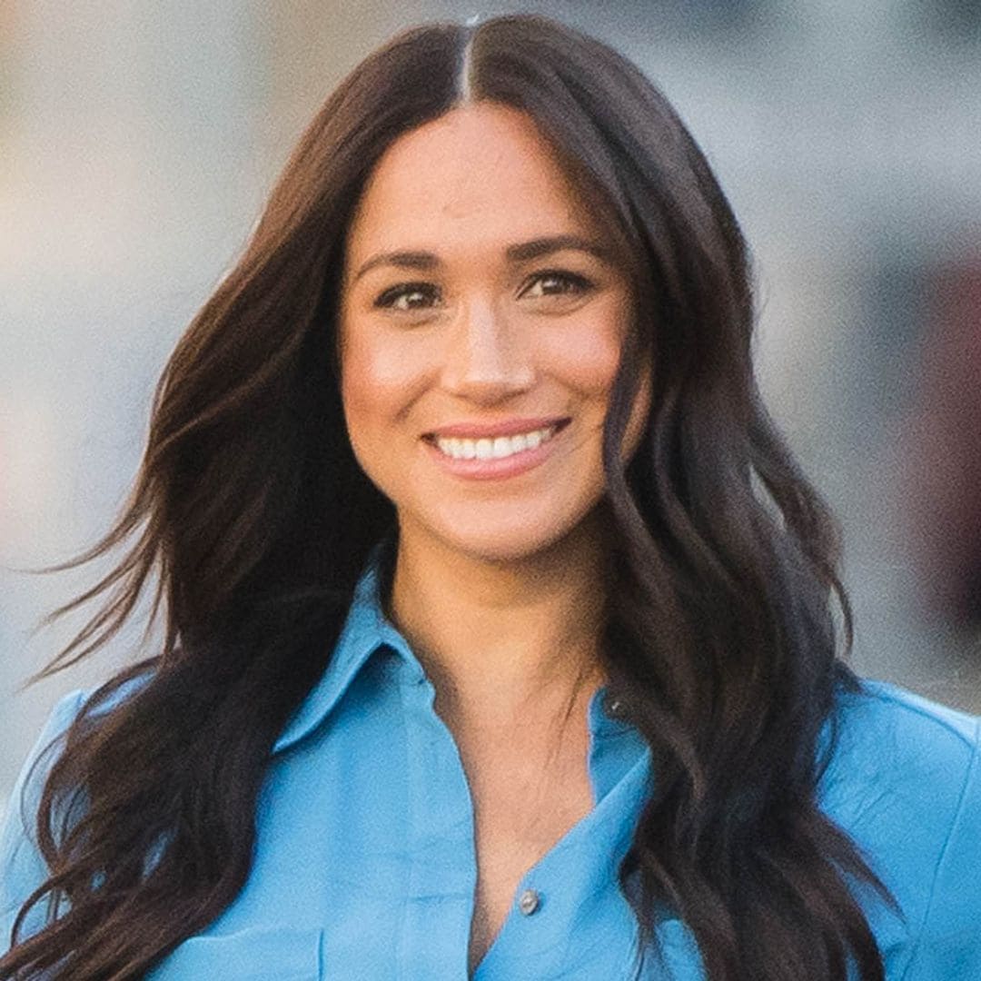 Meghan Markle estrena un minivestido ¡que cuesta menos de 25 euros!