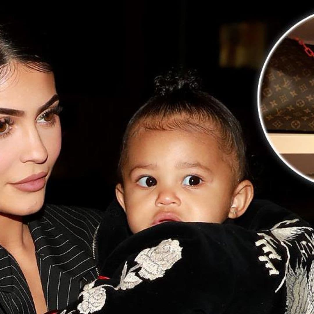 Stormi Webster ya tiene su bolso Louis Vuitton personalizado