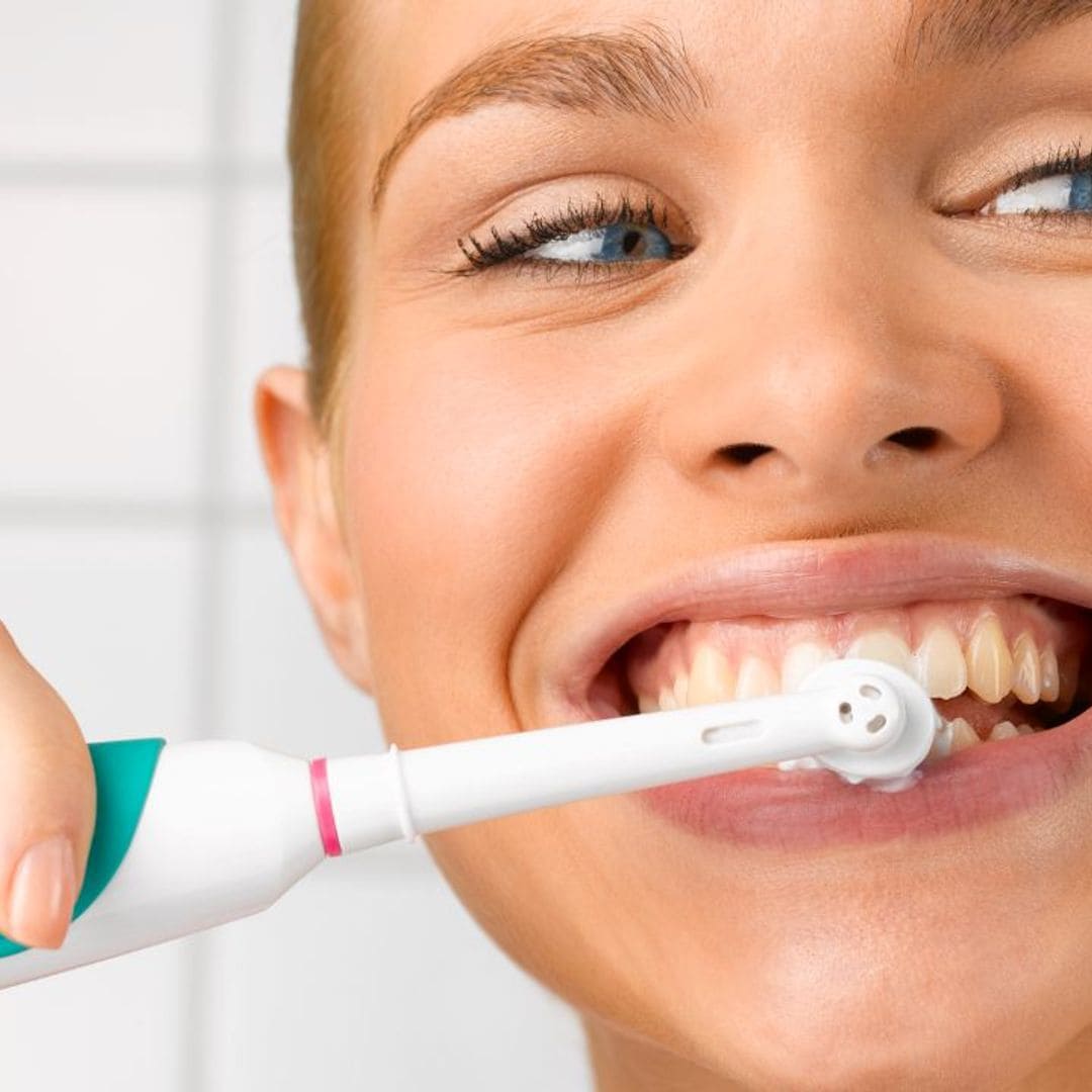 Compra uno de los mejores cepillos de dientes eléctrico de Oral-B con un 40% de descuento