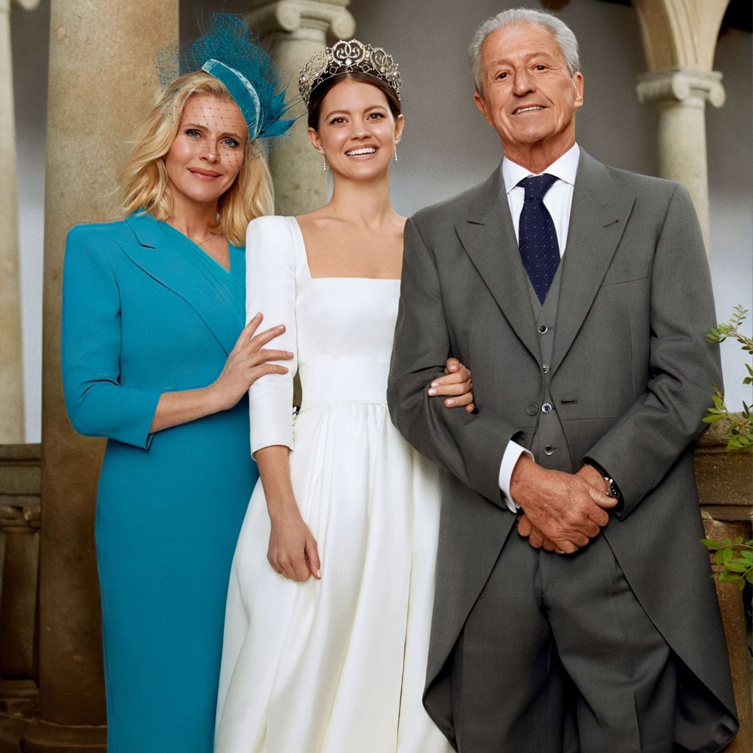 Nina con Philippe Junot y su hija Isabelle, el día de su boda