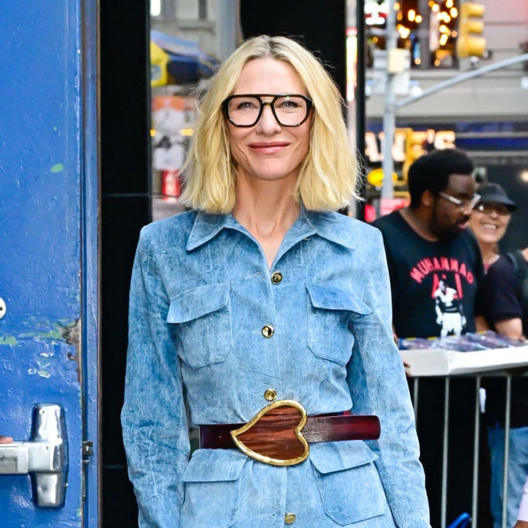 Cate Blanchett trae de regreso uno de los accesorios más llamativos de los 2000s