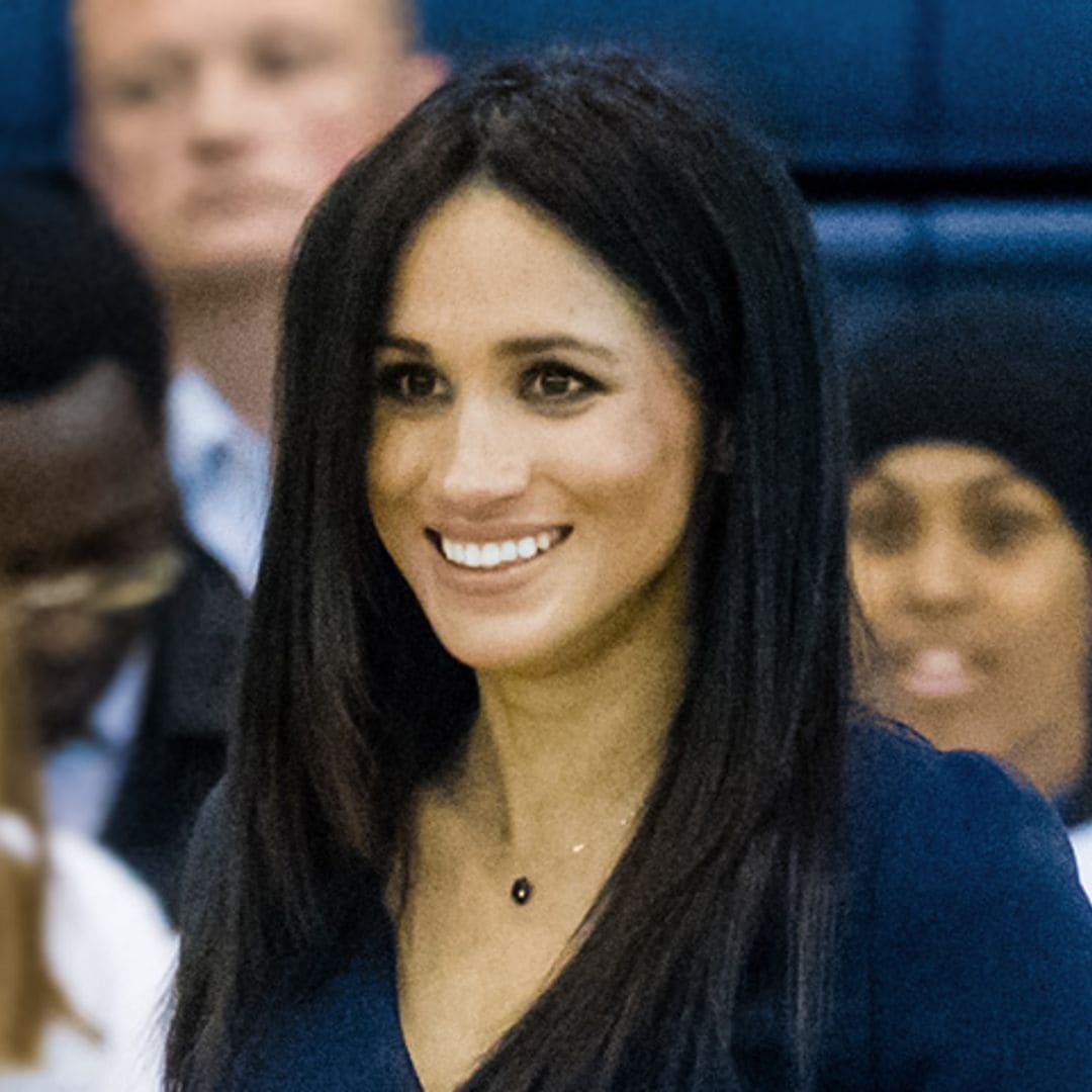 Meghan Markle estrena la silueta 'peplum' de la forma menos convencional