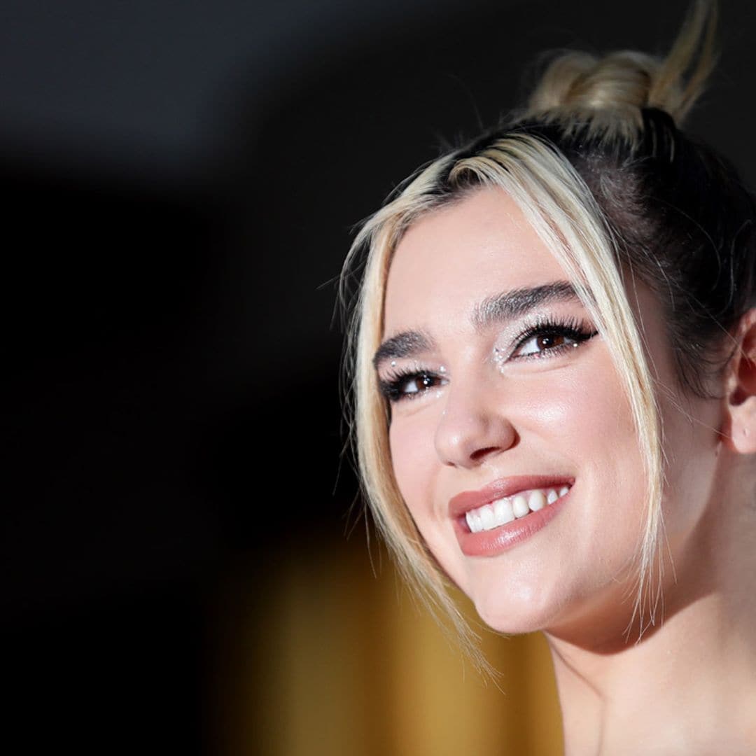 La foto viral que confirma el salto al cine de la cantante Dua Lipa