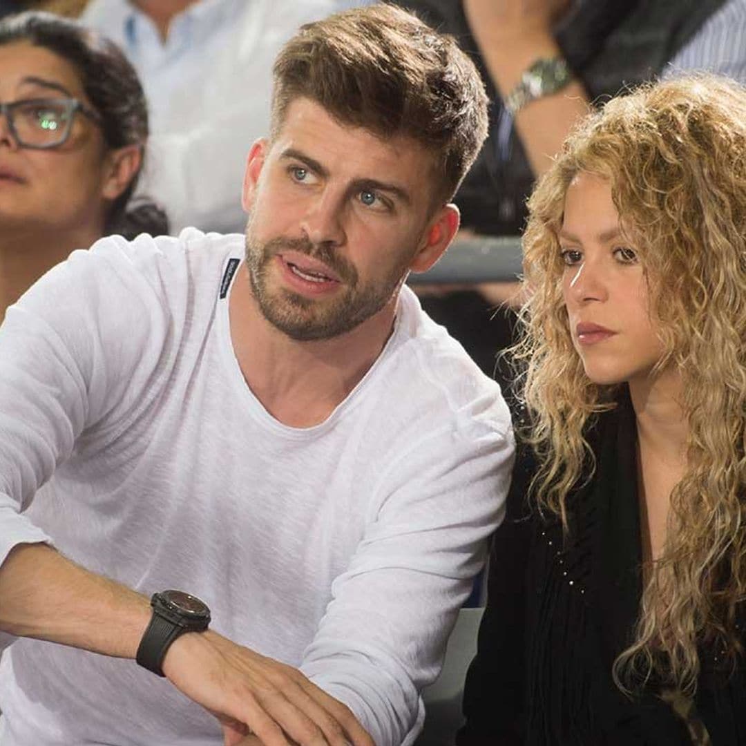 Shakira y Gerard Piqué se reencuentran  por primera vez tras su acuerdo en un partido de su hijo Milan