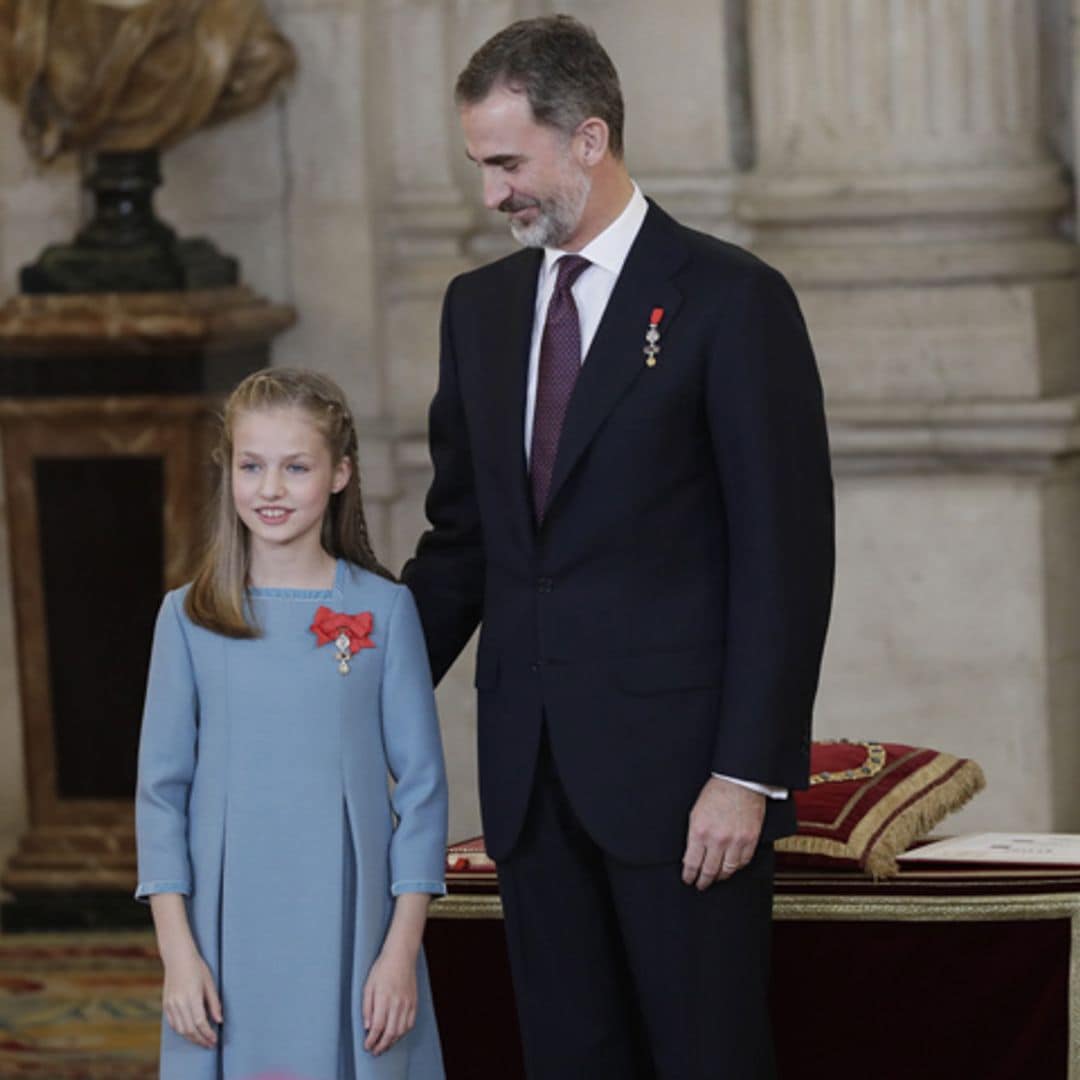 Guiños familiares y momentos emotivos, la princesa Leonor recibe el Toisón de Oro de manos de Felipe VI