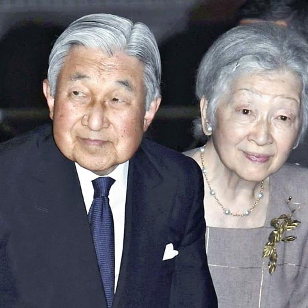 El emperador Akihito de Japón cancela sus compromisos públicos por enfermedad