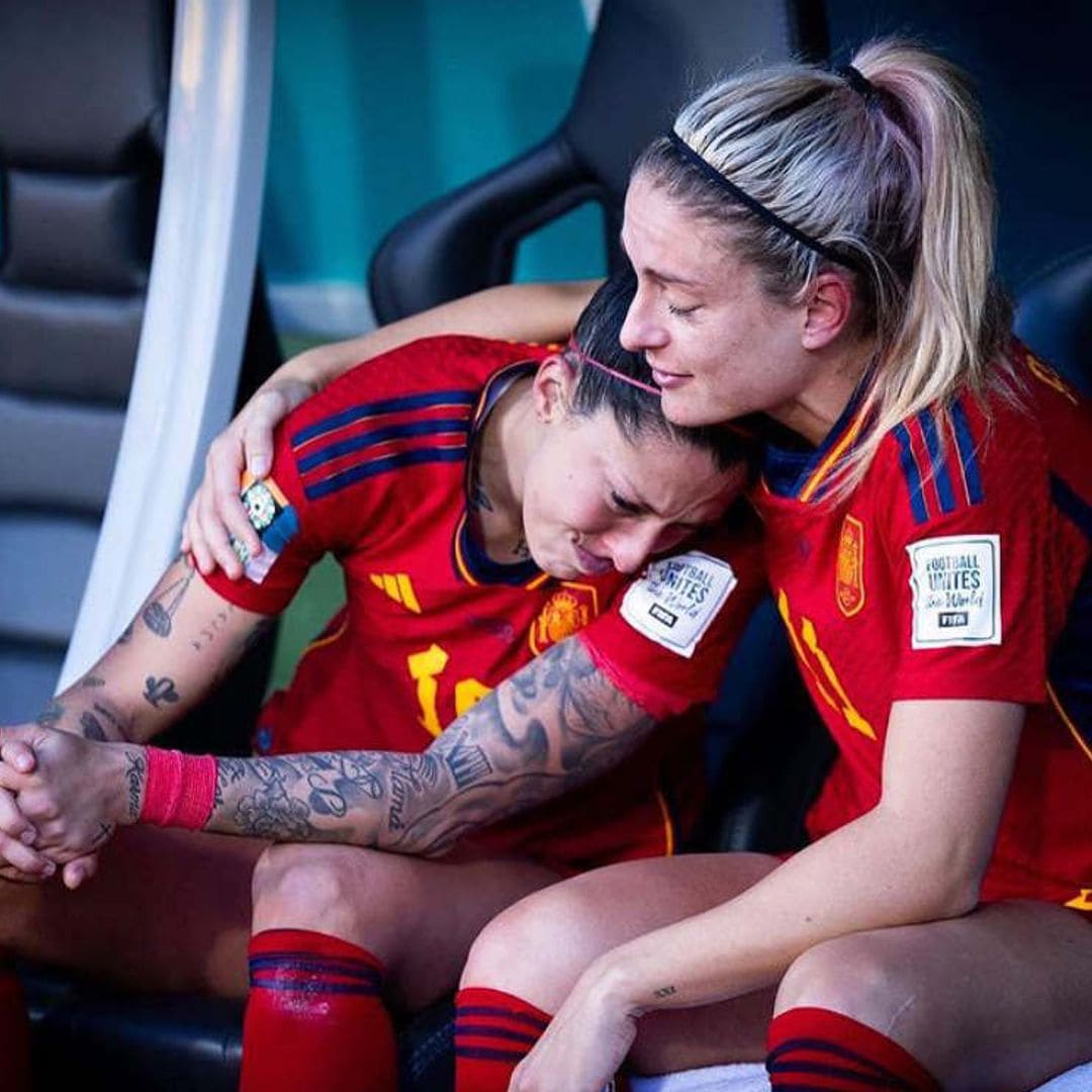 Alexia Putellas y Jennifer Hermoso:  te contamos cómo es su bonita amistad dentro y fuera del campo de fútbol