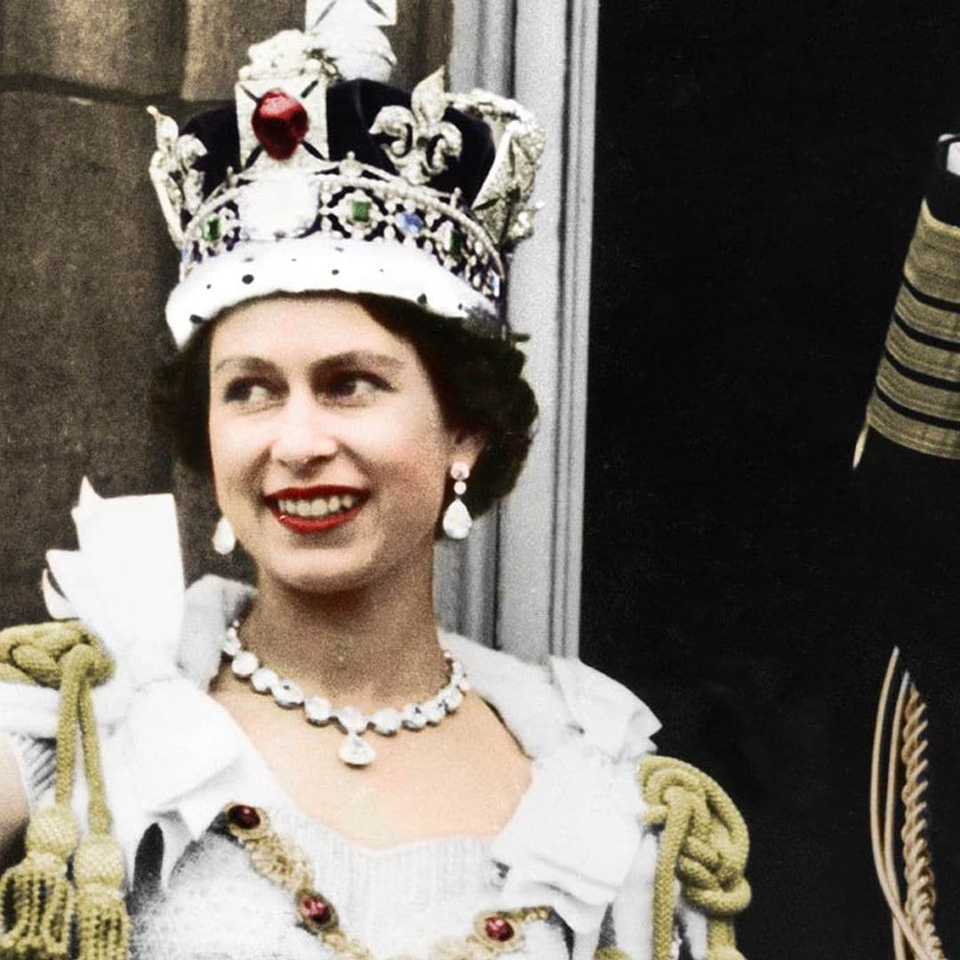 Los tacones de la coronación de Isabel II vuelven a estar de moda 67 años después