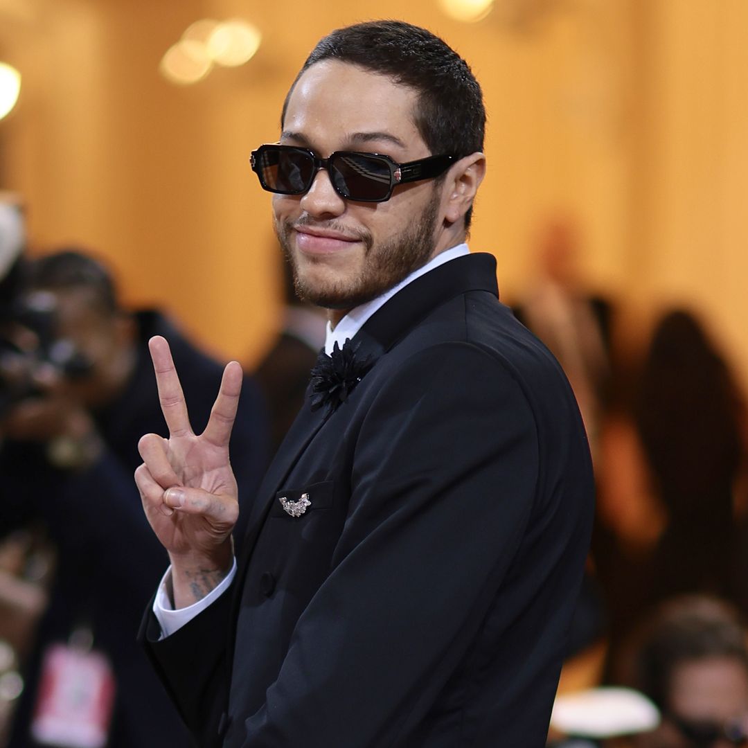 Pete Davidson le desea lo mejor a Ariana Grande en su camino al Oscar: 'Espero que se lleve el oro'