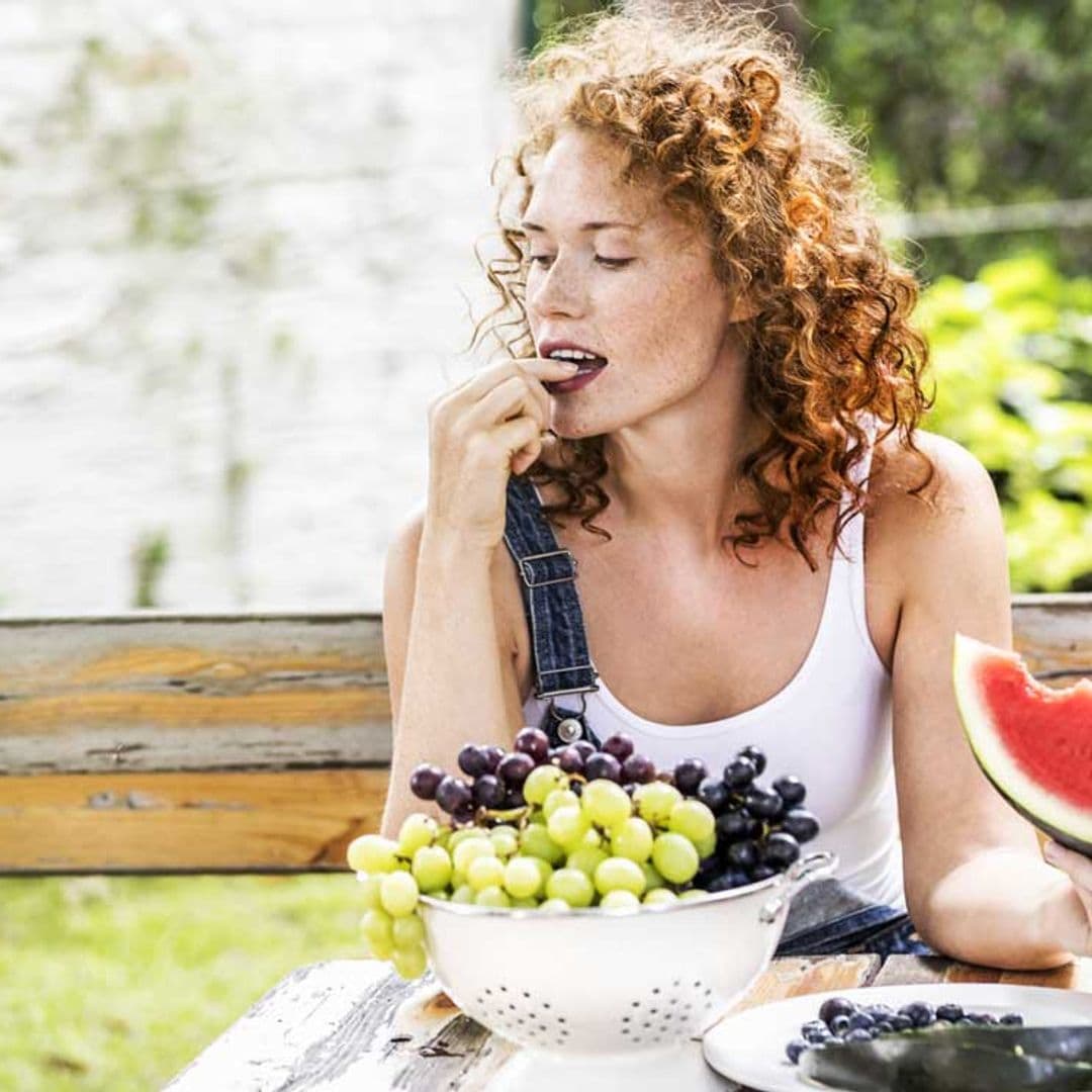 Los 25 mejores alimentos para que tu piel se vea más luminosa y joven