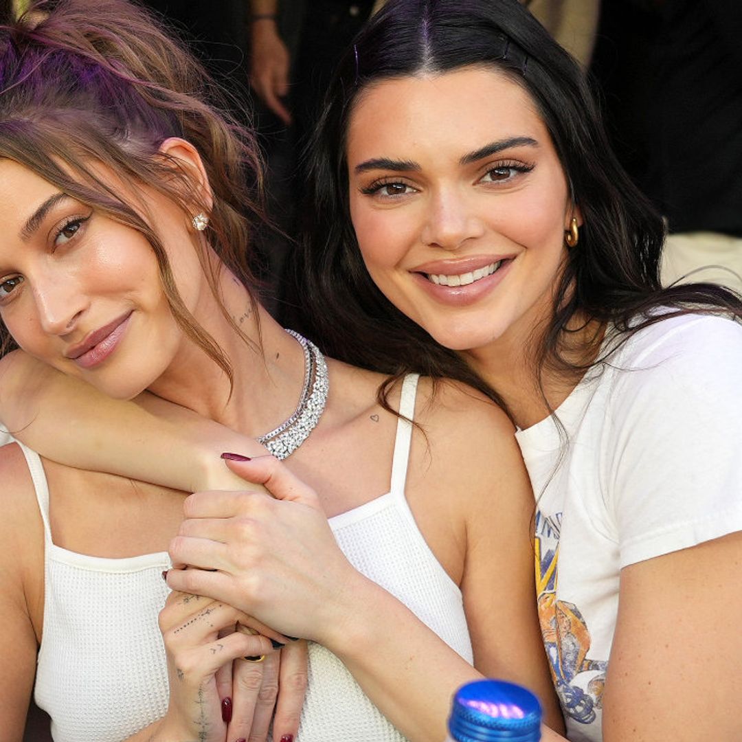 Hailey Bieber, Kendall Jenner y otras embajadoras de la manicura veraniega que no esperábamos