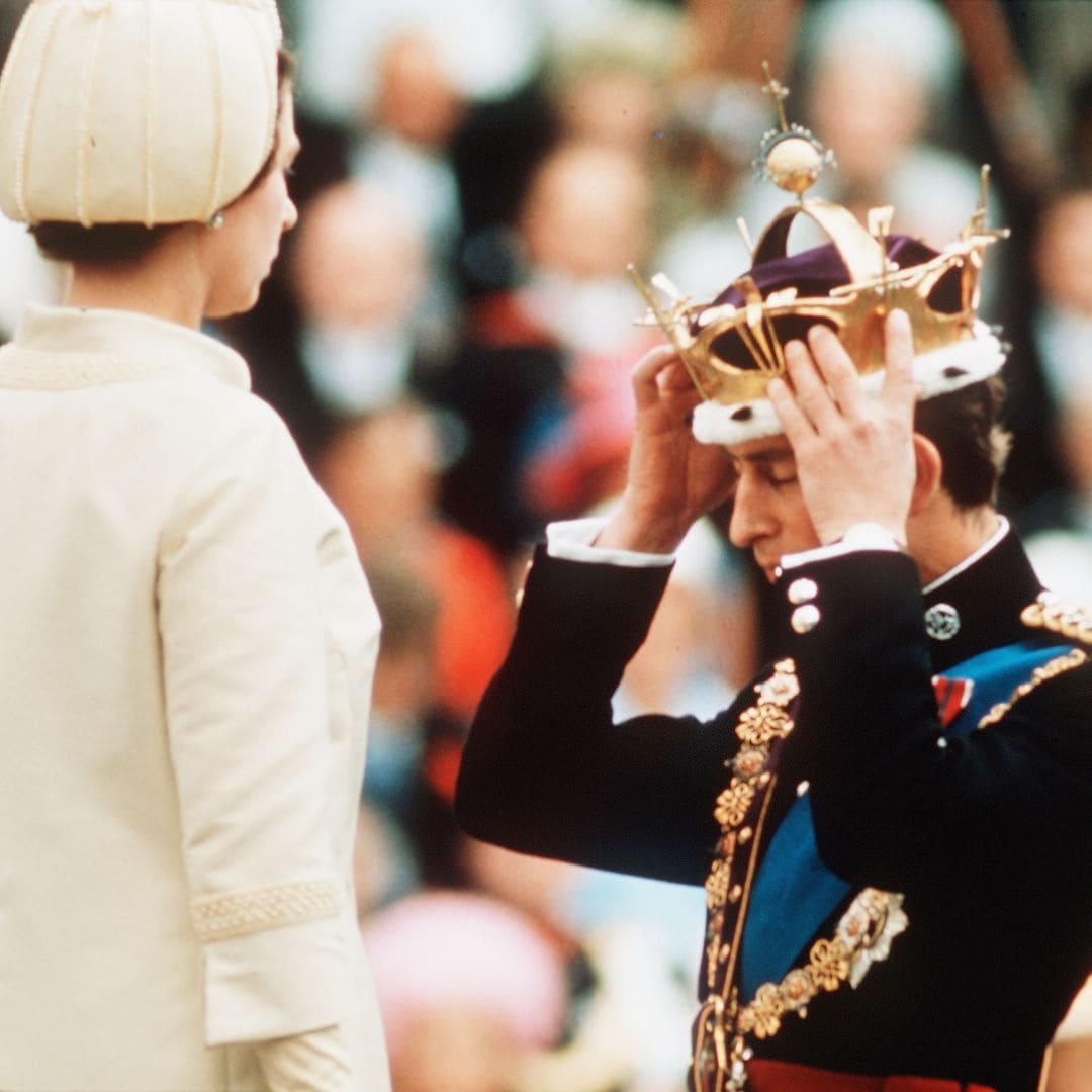 El rey Carlos III no tiene imitadores: la investidura perdida del nuevo príncipe de Gales