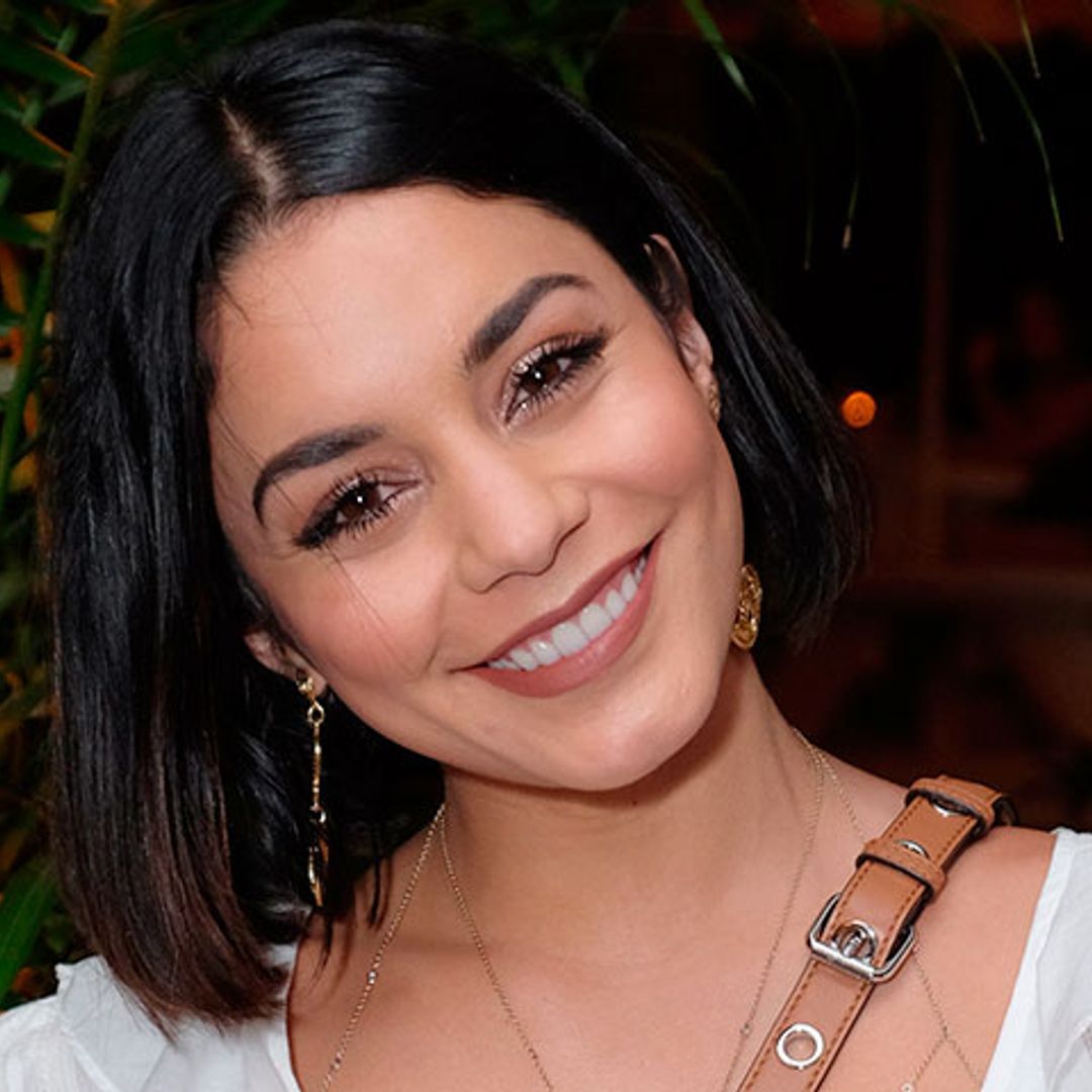 El exclusivo ‘tote bag’ de Vanessa Hudgens que la tiene ‘ciega de amor’