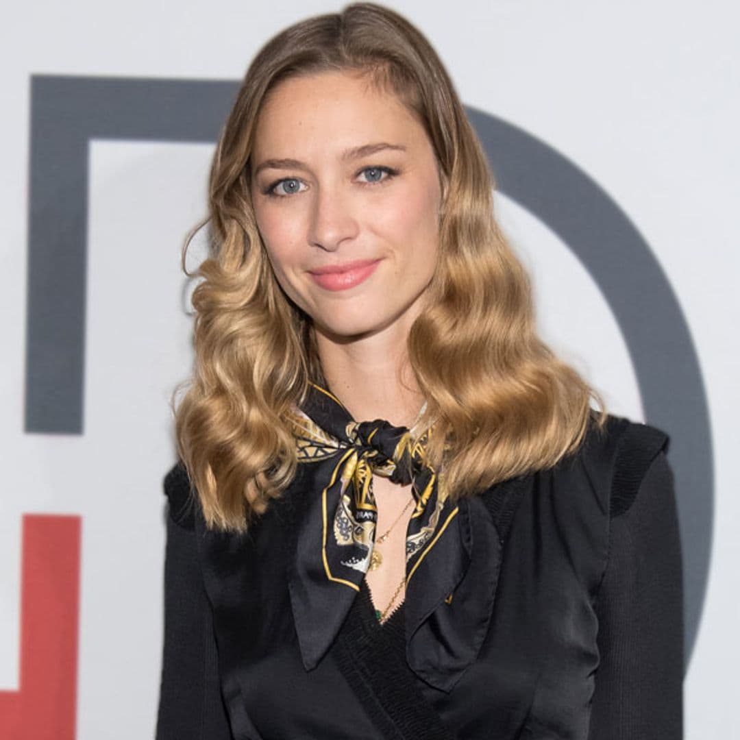 Haz como Beatrice Borromeo: elige prendas beis para ser la más elegante, sin sumarte años