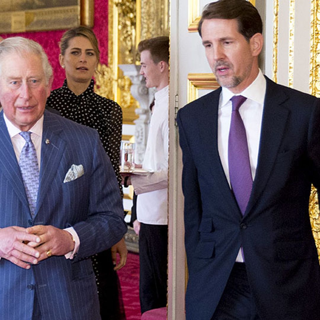 ¿Qué hacían el príncipe Carlos y su primo Pablo de Grecia reunidos en el palacio de St. James?