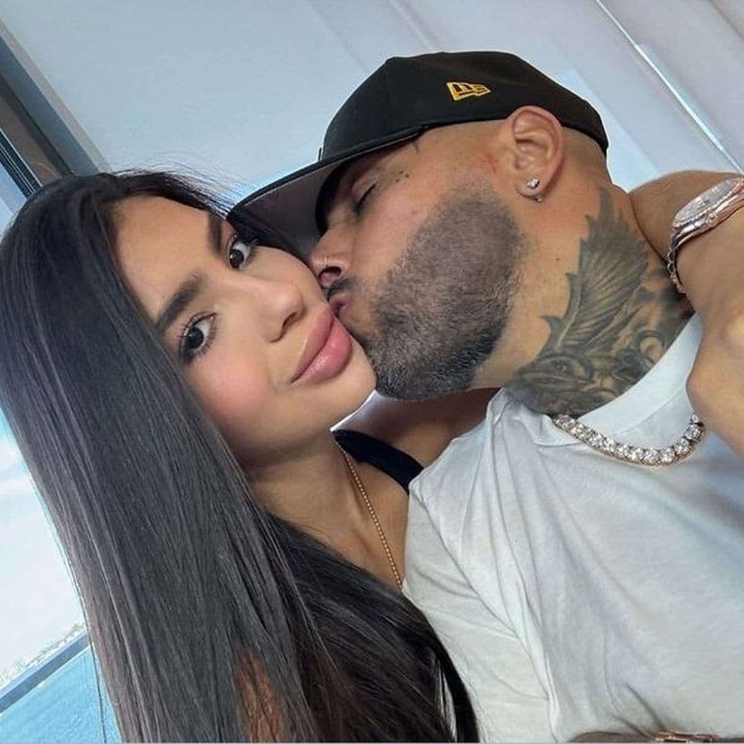 Nicky Jam confirma boda con Juana Valentina y presume los impresionantes anillos de su unión