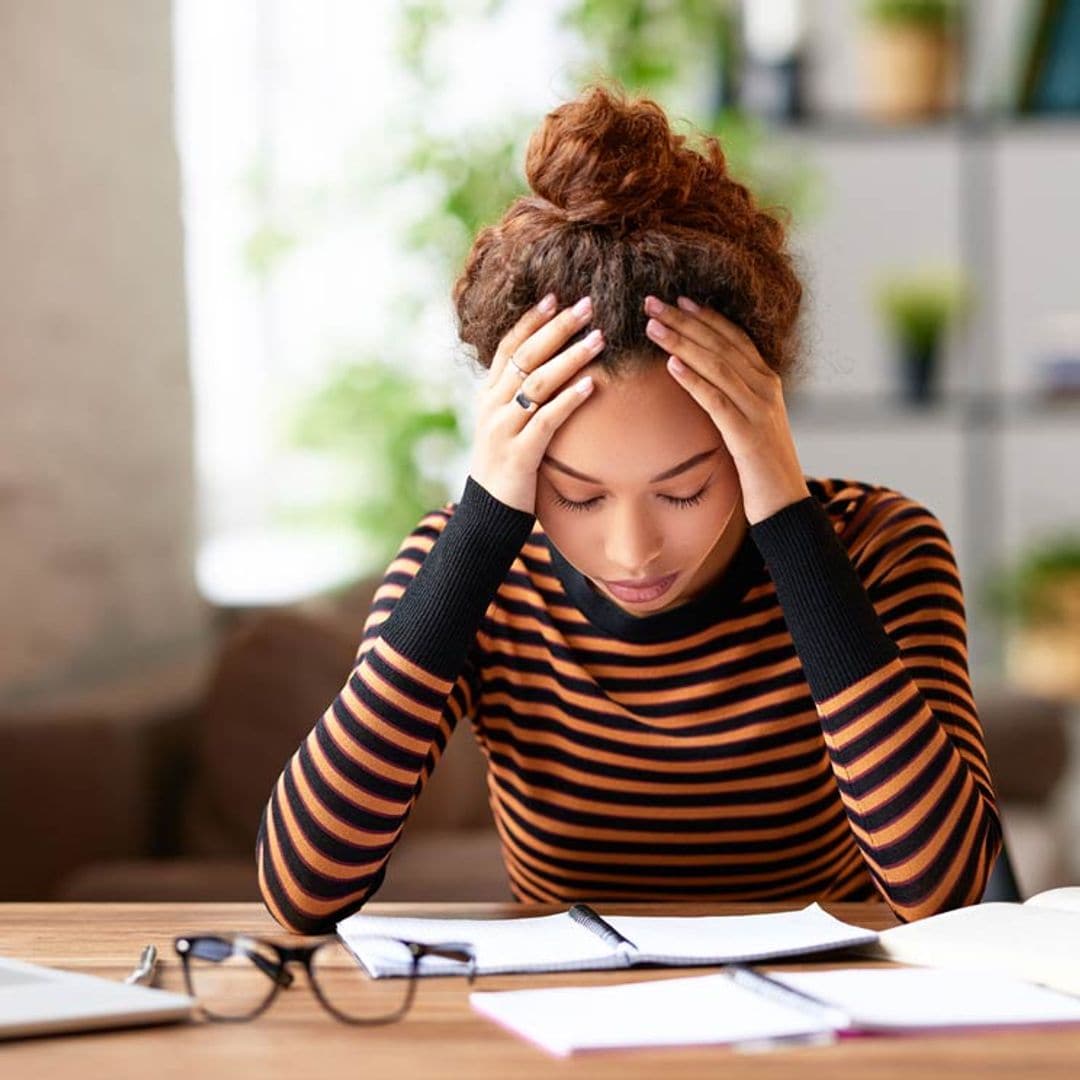 ¿Y si el pensamiento positivo fuera la causa de tu malestar emocional?