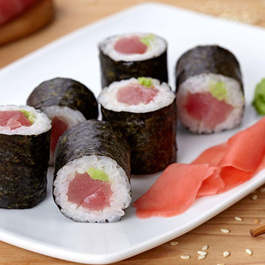 Sushi maki de atún