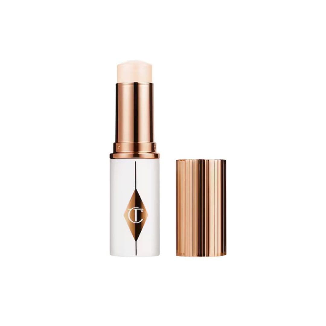 Unreal Skin Sheer Glow Tint Hydrating Foundation Stick, de Charlotte Tilbury