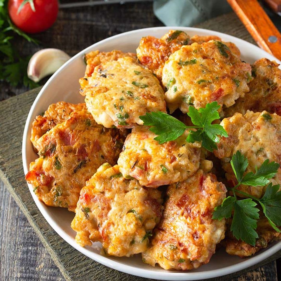 Filetes rusos de pollo, pimiento rojo y puerro