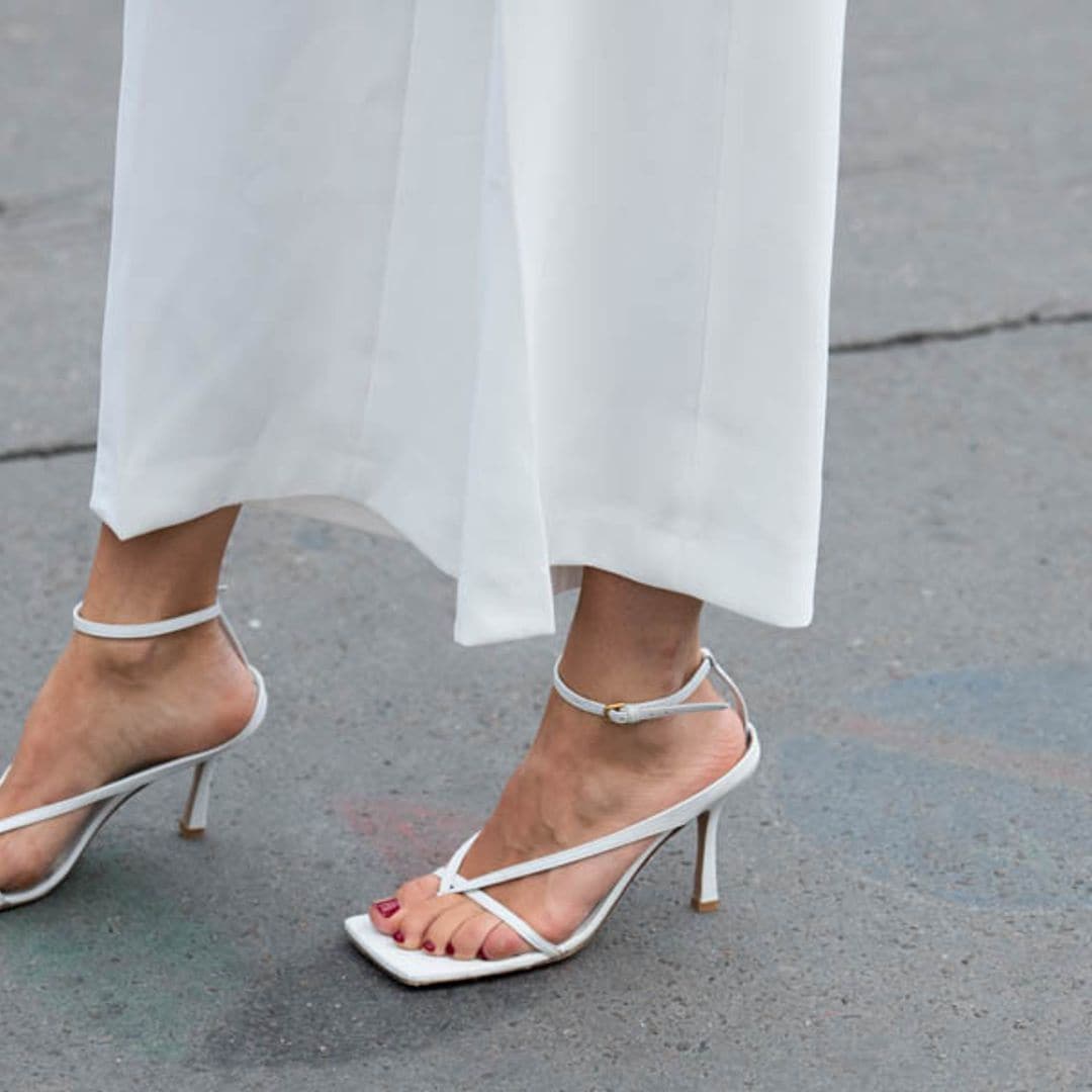 10 sandalias de invitada muy cómodas que podrás reciclar en tus looks del verano